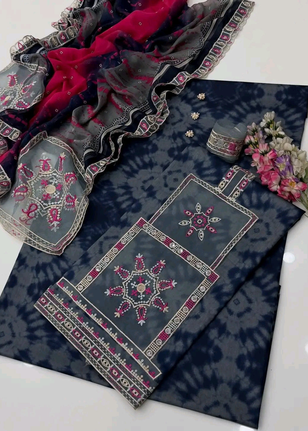 Embroidery Printed Lawn 3pc